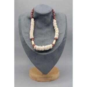 Vintage Hawiian Round Graduated Puka Shell Red Beaded Choker Style Necklace N1F